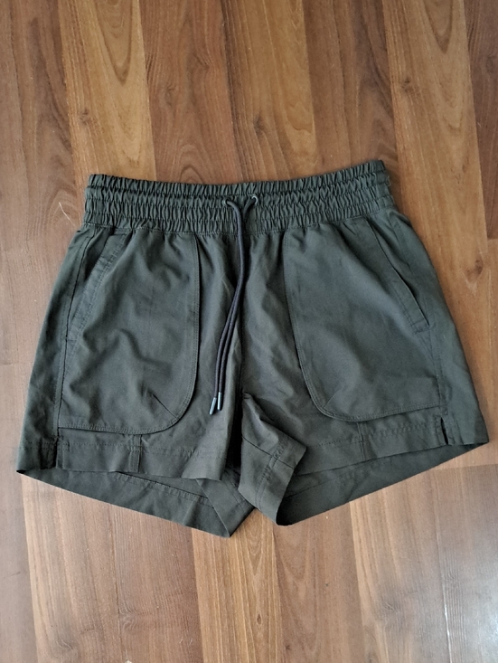 stretchtech Pants - High-Waist Olive Drawcord Casual Shorts for Women. Stretchtech